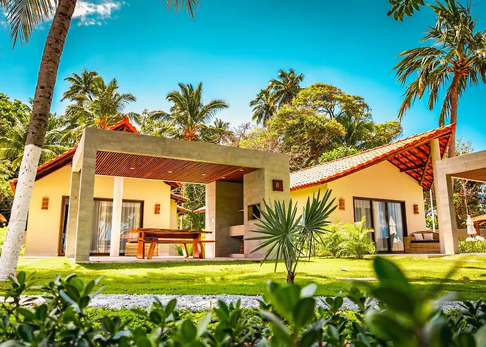 Costa Dourada Village